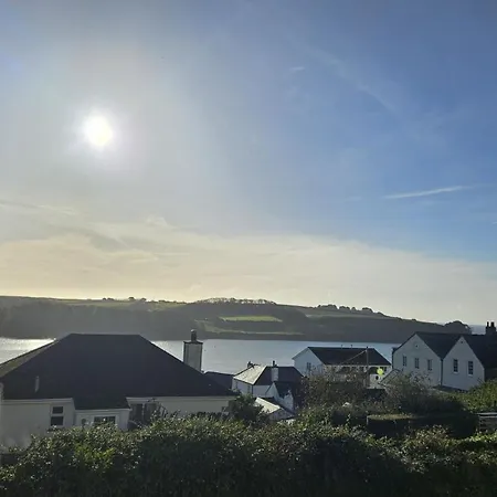 Charlies * Saint Mawes