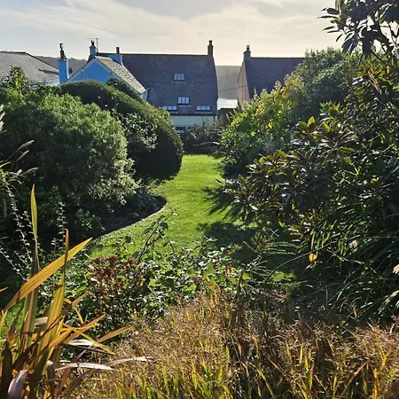 Holiday home Charlies *