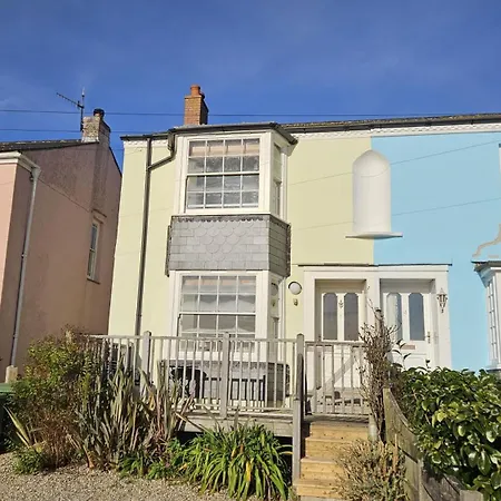 Holiday home Charlies *
